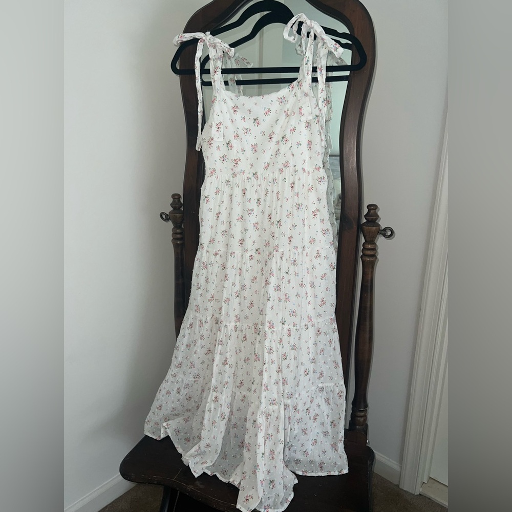 Pinkblush Maternity Ivory Floral clip dot dress
